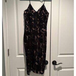 Black Jarlo Cami Strap Allover Floral Lace Midi Dress, size 4